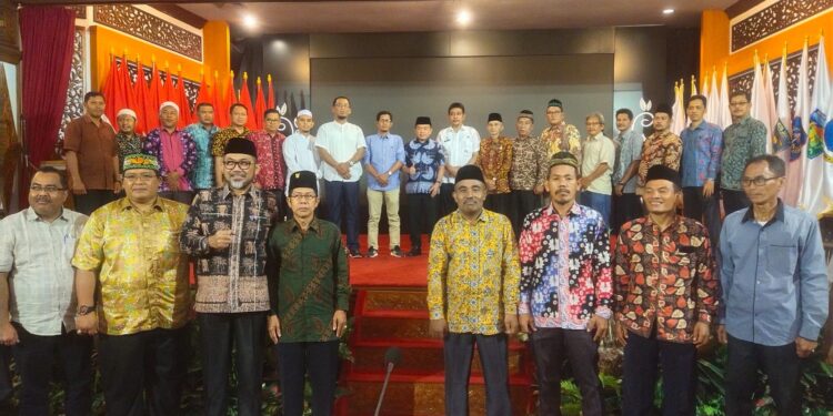 Forum RT & Gubernur Jambi Sepakati 6 Point Terkait Truk Batubara 