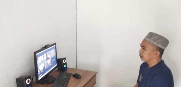 Tilep Dana Desa Mantan Sekdes Desa Padang Kelapo Duduk Di Kursi Pesakitan