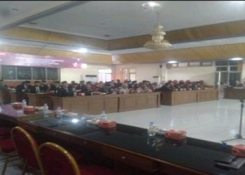 Bupati Batang Hari Mensuport Para Panitia Pemilihan(PPK) Dalam Acara Pelantikan