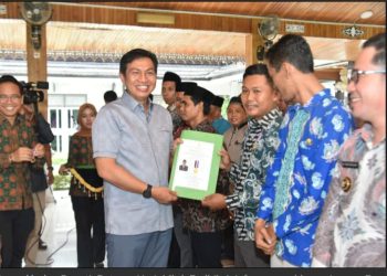 Bupati Batang Hari Berharap Kepada Kepala Desa Agar Bisa Berpikir Cerdas Dalam Memimpin Desa