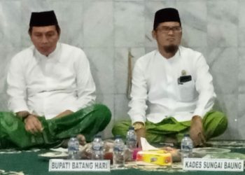 Bupati Batanghari Halal Bilhalal Bersama Warga Masyarakat Desa Sungai Baung