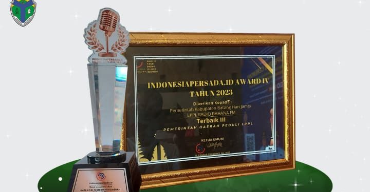 Pemkab Batanghari Terima Penghargaan Persada Award 2023