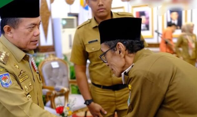 Gubernur Jambi Al Haris Serahkan DIPA Digital 2025 Batanghari Siap Tancap Gas