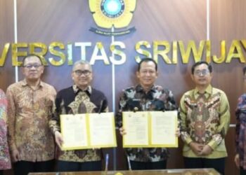 Koni Muaro Jambi : BBS Bupati Muaro Jambi Serahkan Bonus Atlet PON XXI 2024