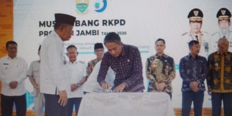 Bupati Dan Wakil Bupati Muaro Jambi Hadiri Musrenbang RKPD Provinsi Jambi
