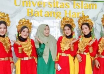 UNISBA Batang Hari Gelar PBAK Mahasiswa Baru : Sambut Dengan Semangat